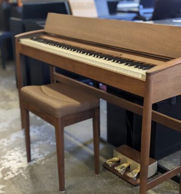 Roland Kiyola KF10 Digital Piano