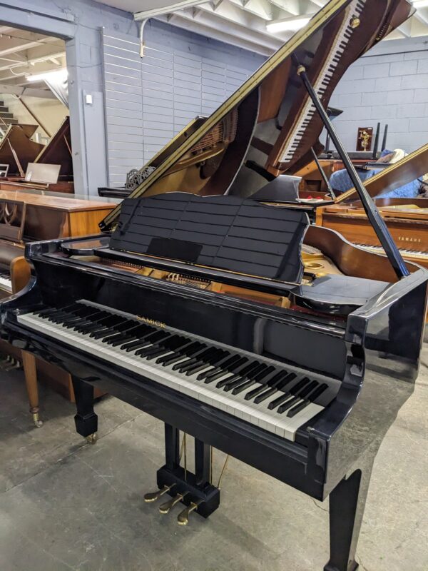 Samick Grand Piano in High Polished Ebony - Image 3