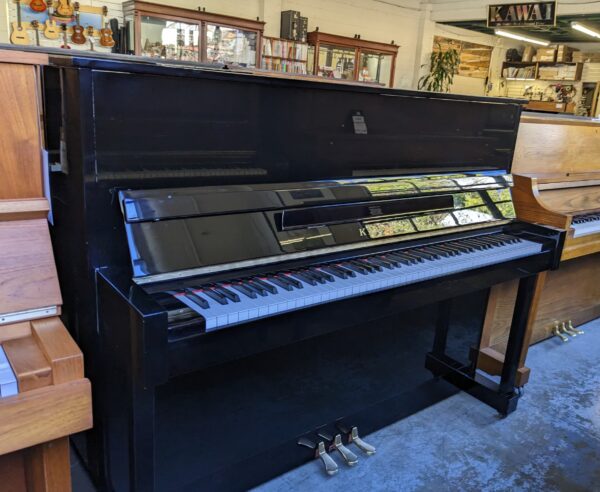 Kawai CX-21D Upright in High Polished Ebony #1620210
