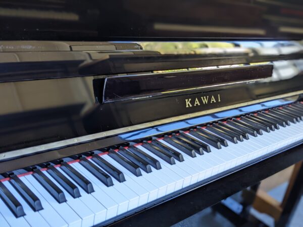 Kawai CX-21D Upright in High Polished Ebony #1620210 - Image 4