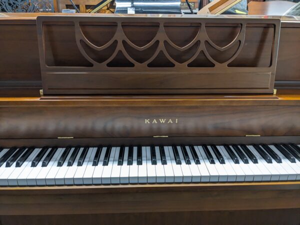 Kawai Console in Satin Walnut #K667321 - Image 3