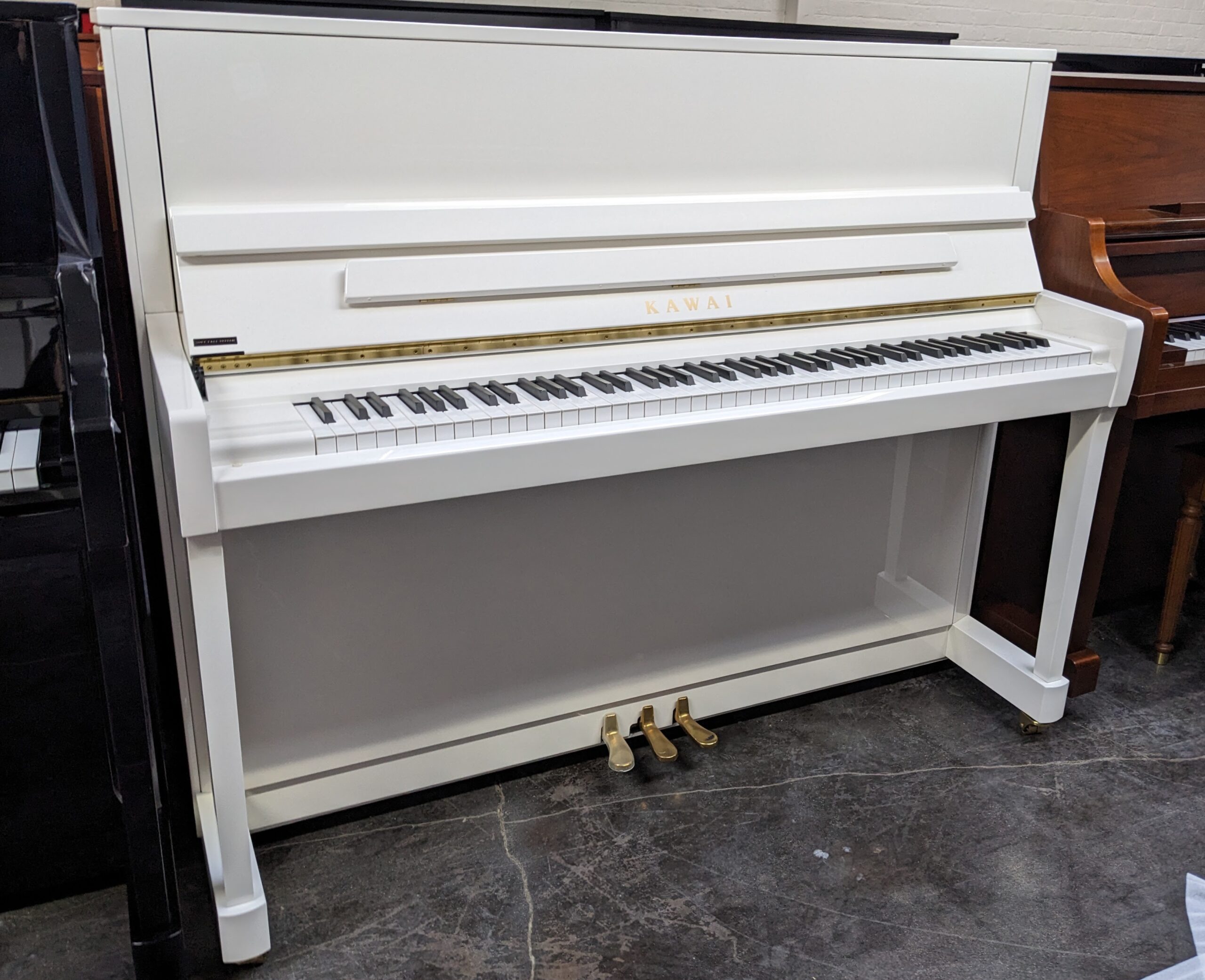 Kawai K300 in High Polished White # 2727198