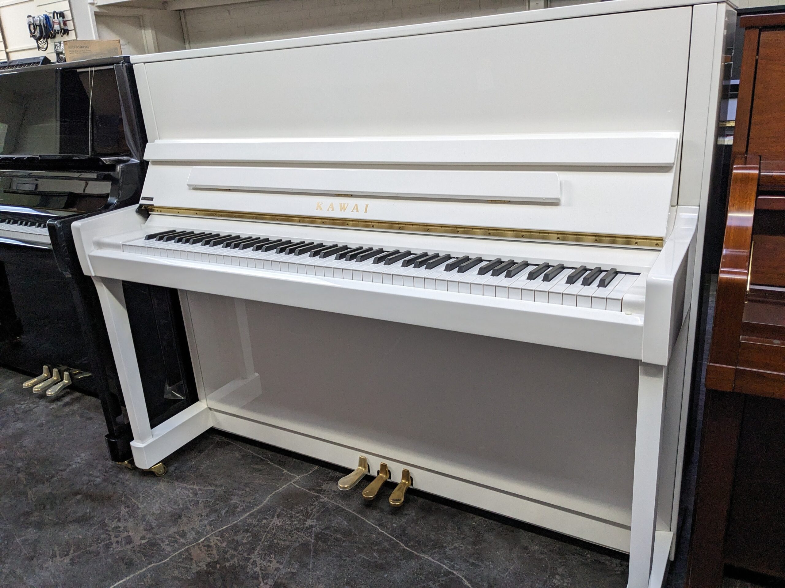 Kawai K300 in High Polished White # 2727198 - Image 2