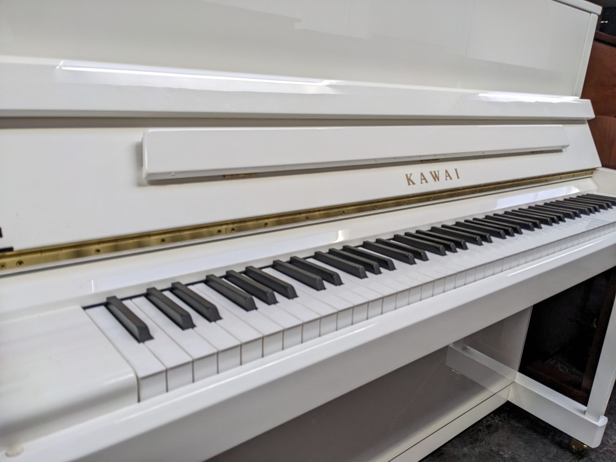 Kawai K300 in High Polished White # 2727198 - Image 4