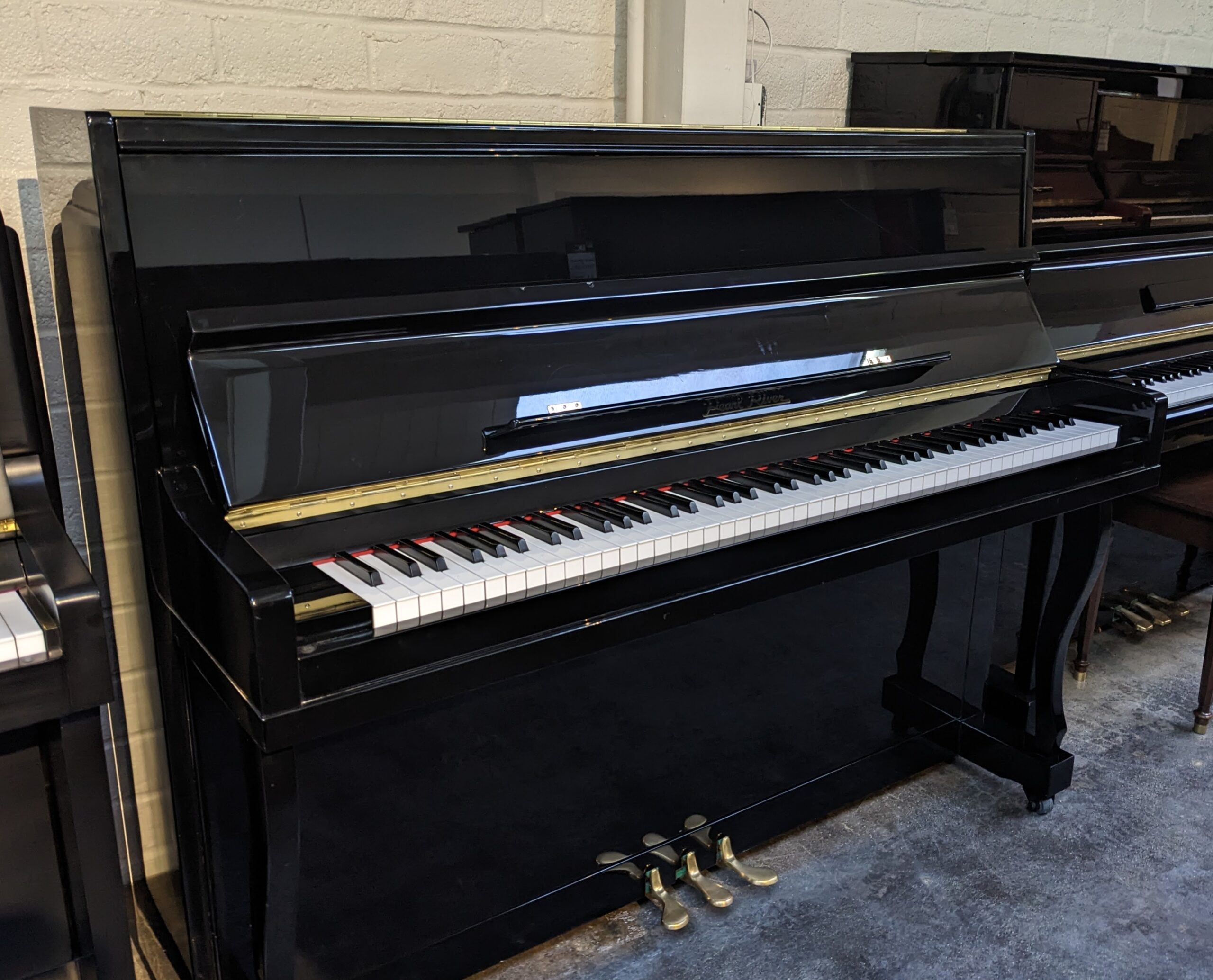 Pearl River Upright UP118M2 in HPE # 589401 - Image 3