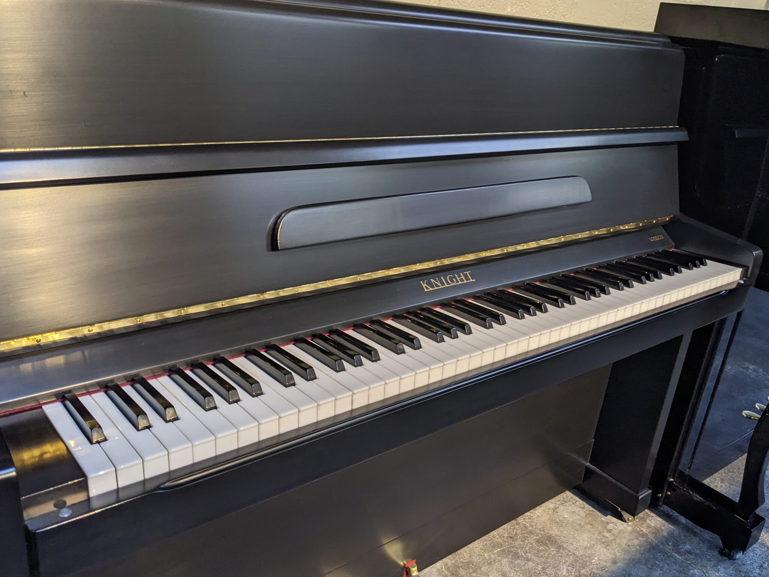 Knight Continental Console in Satin Ebony - Image 3