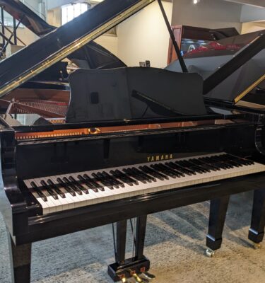 Yamaha C2 5'8" Conservatory Grand Piano in High Polished Ebony # 6145543
